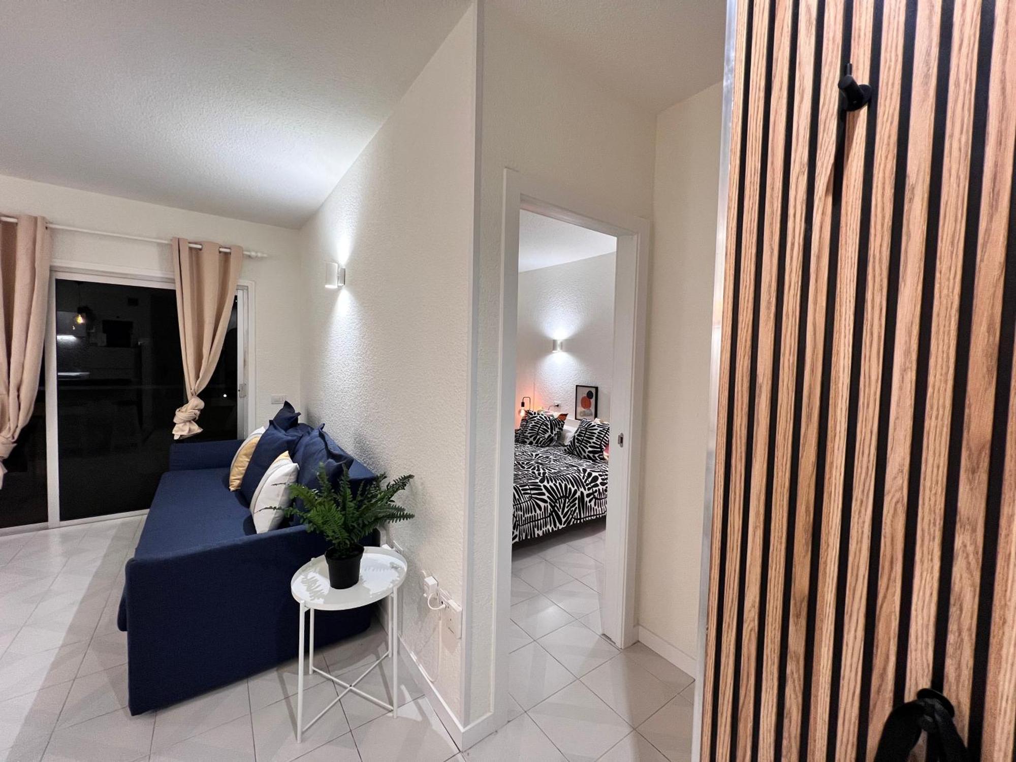 Seaview And Sunset Apartment Los Cristianos Лос Кристианос Экстерьер фото