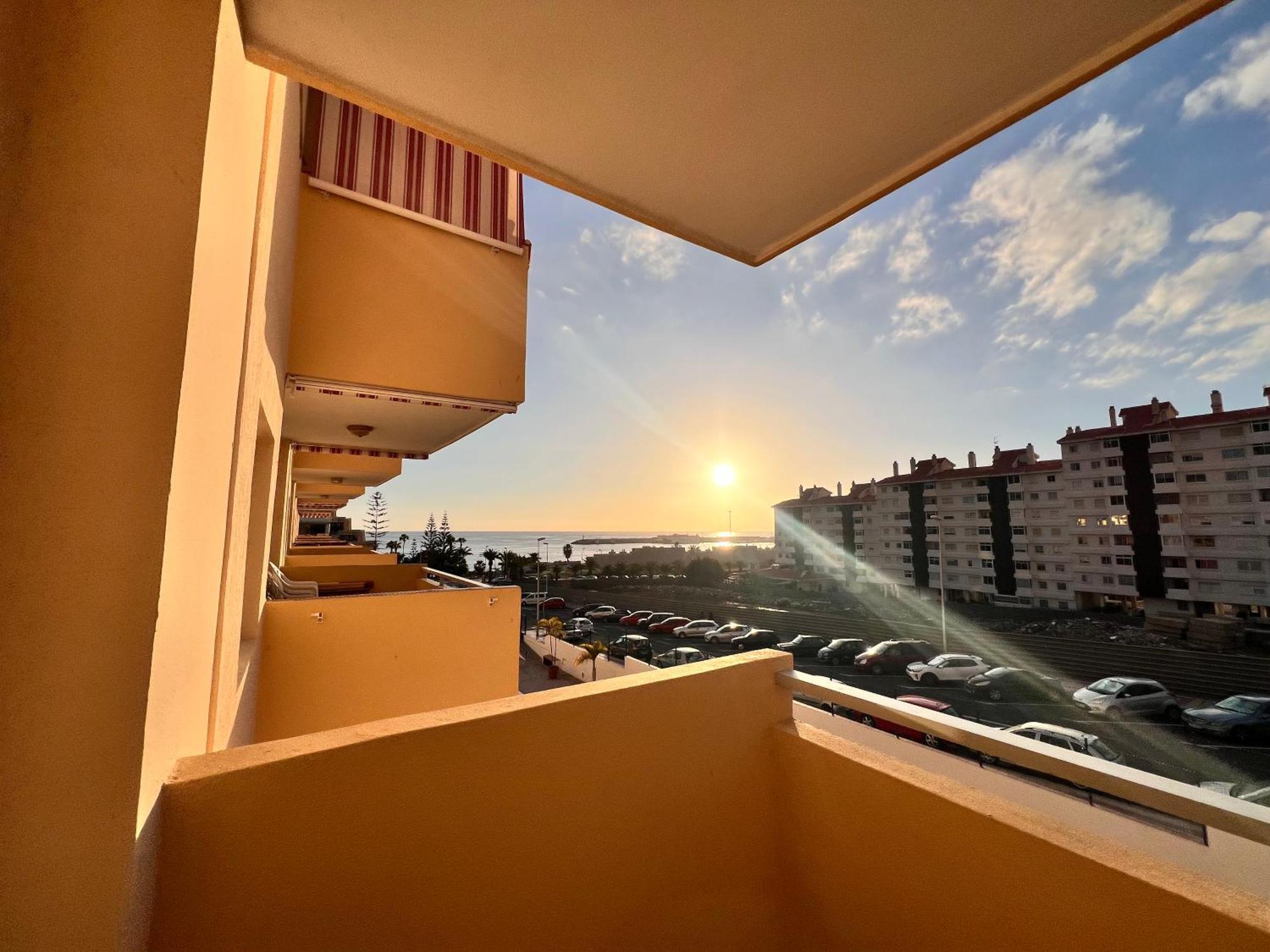Seaview And Sunset Apartment Los Cristianos Лос Кристианос Экстерьер фото