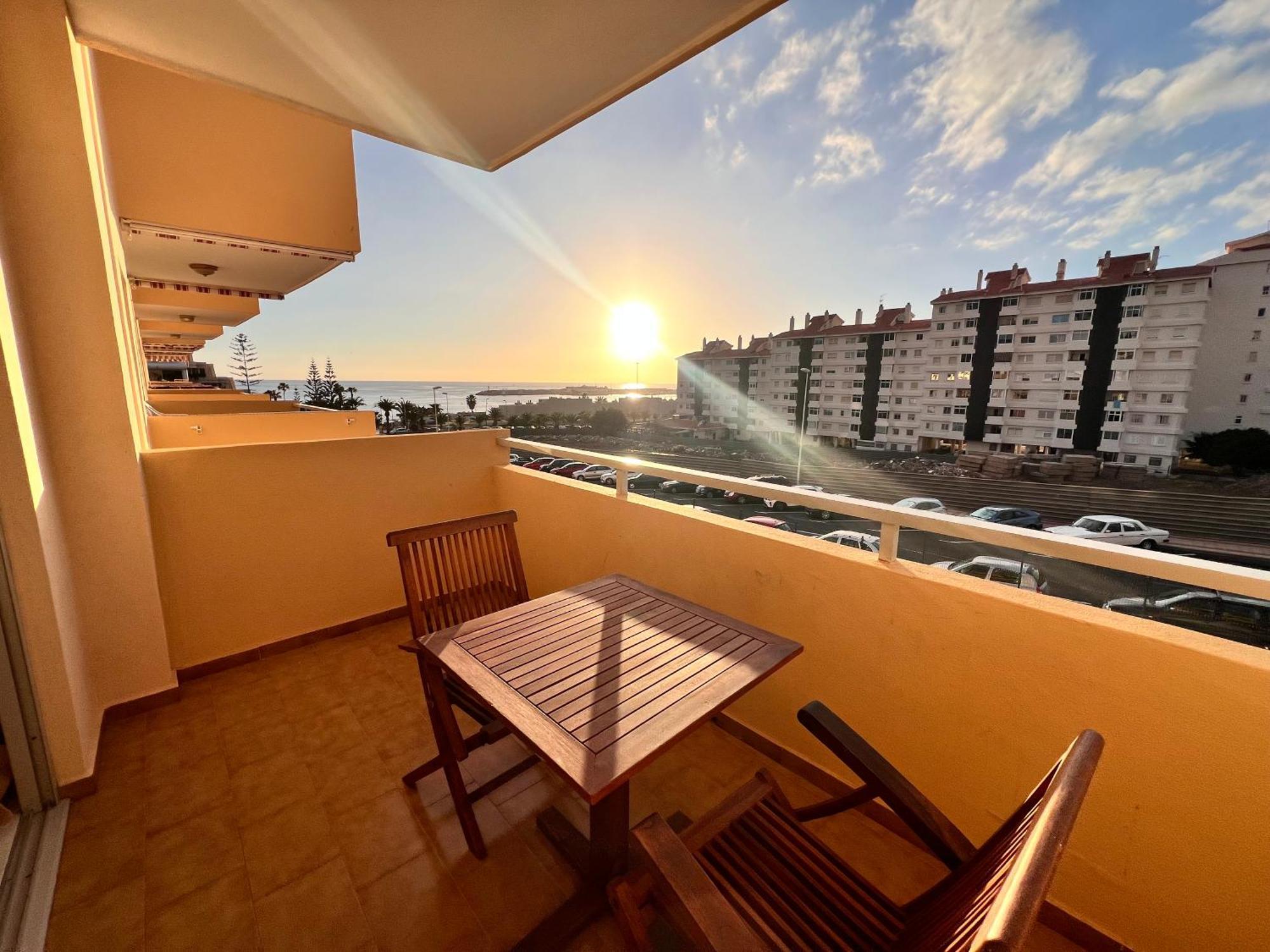 Seaview And Sunset Apartment Los Cristianos Лос Кристианос Экстерьер фото