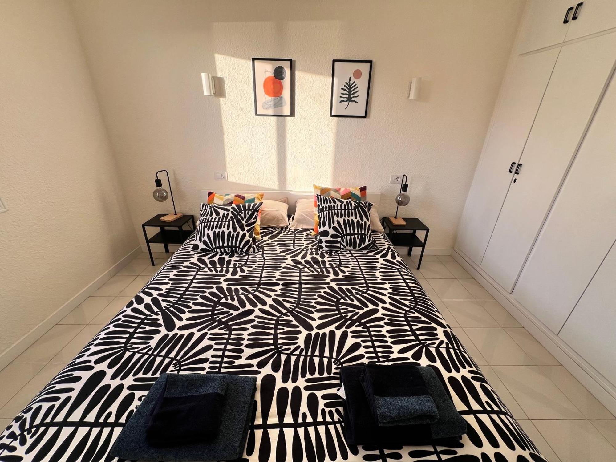 Seaview And Sunset Apartment Los Cristianos Лос Кристианос Экстерьер фото